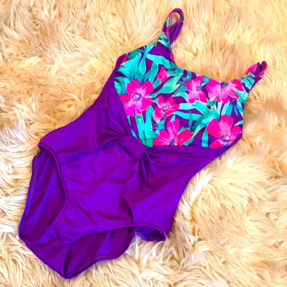 Vintage Swimsuit 🌸💜👙